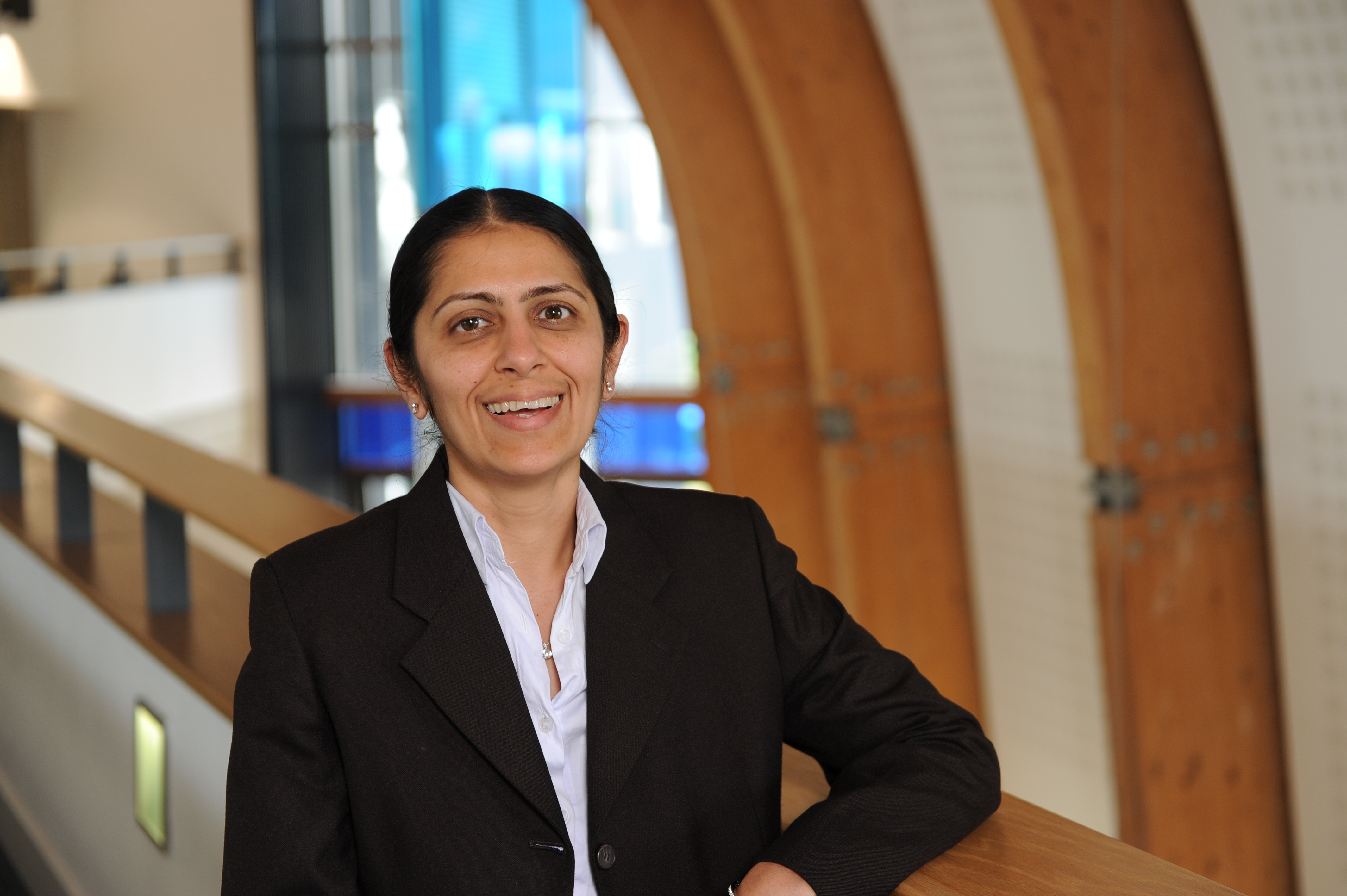 Dr Mona Ashok